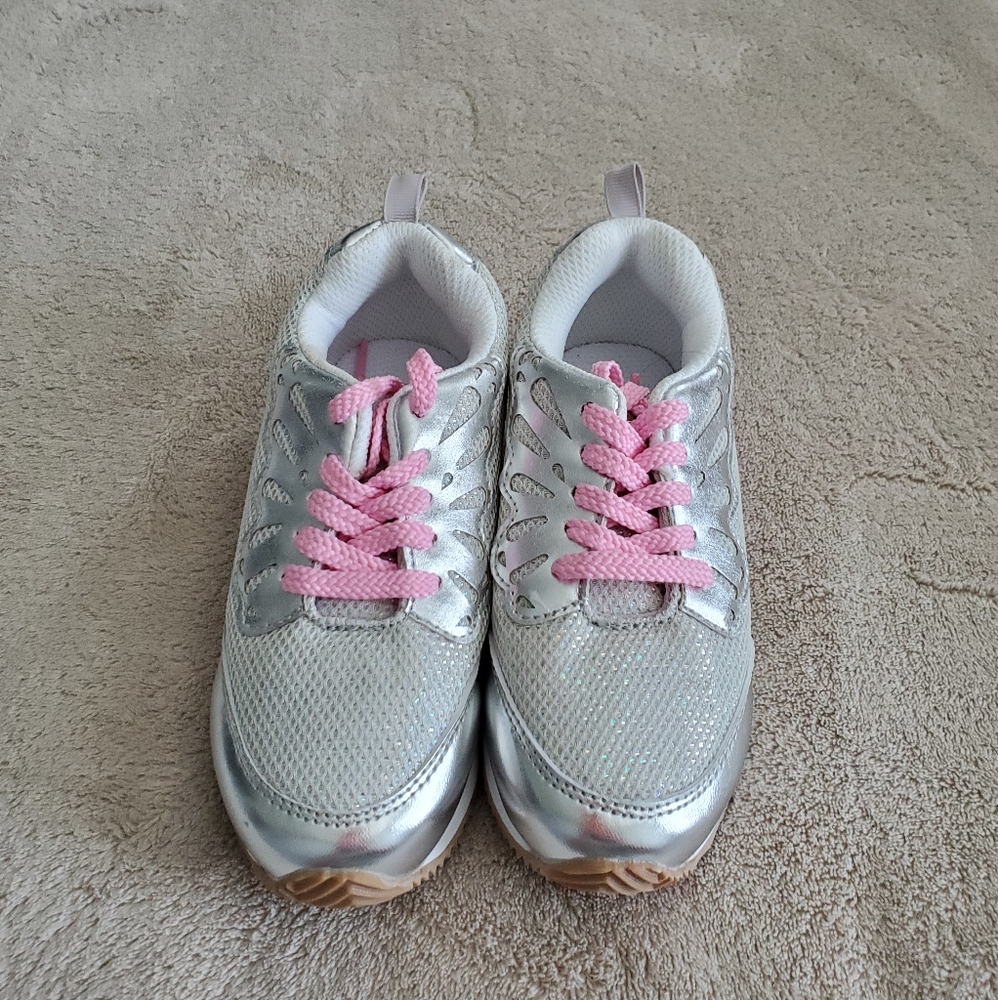 Gymboree silver and pink butterfly sneakers